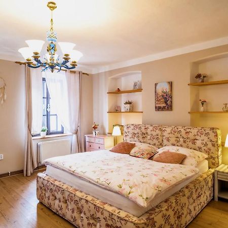 Rustic House V Luzickych Horach Apartment Jiretin pod Jedlovou Luaran gambar